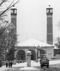 Mosque in Shusha in February of 1992.jpg
