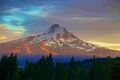 Вулкан Худ — высшая точка штата Орегон, 20-я по высоте гора в США.