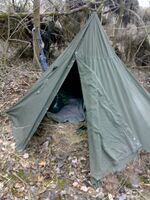 Плащ-палатка в виде палатки для 1 человека (Польша).