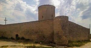 Общий вид замка и крепостных стен