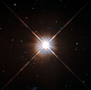 Проксима Центавра, снимок телескопа Хаббл