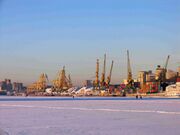 Северный речной порт зимой