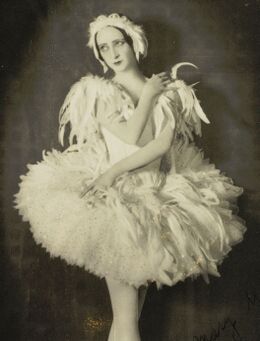 Olga Spessiva in Swan Lake costume, 1934 - photographer Sydney Fox Studio, 3rd Floor, 88 King St, Sydney (5714449933) (crop).jpg