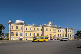 Oranienbaum Railway Station 01.jpg