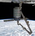 Cygnus перед стыковкой к надирному узлу Гармонии