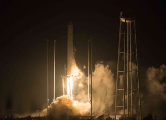 Orbital ATK CRS-9 Launch (NHQ201805210003).jpg