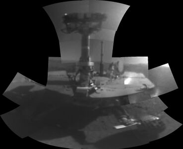 Первый автопортрет «Оппортьюнити» на Марсе (14—20 февраля 2018 года/4998—5004-й сол с момента посадки)