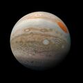 Вид на Большое красное пятно Юпитера и турбулентное южное полушарие Юпитера запечатленное JunoCam КА «Юнона» 12 февраля 2019 года