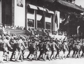 Народно-освободительная армия входит в Гуанчжоу 14 октября 1949 года