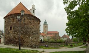 Средневековая башня