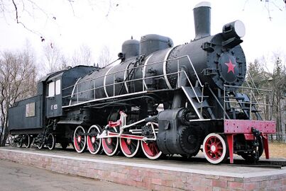 Паровоз Е строился заводом во время Первой и Второй мировых войн и поставлялся на российские железные дороги.
