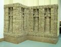 Рельеф на фасаде храма Инанны Караиндаша I из Урука. Середина XV века до н. э. Пергамский музей, Берлин.