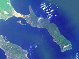 Вид на полуостров Айон-Орос из космоса
