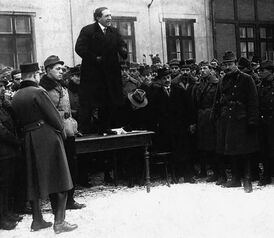 Йожеф Погань на митинге. 1919 г.