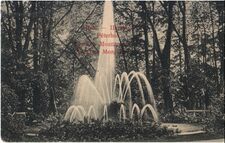 Peterhof Fountain Monplaisir 1907.jpg