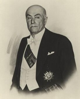 Photo of Count Hubert Pierlot.jpg