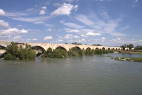 Мост в Пон-Сент-Эспри