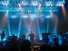 Primal Scream на концерте в Англии 29 ноября 2006 года