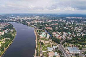 Pskov asv07-2018 Kremlin aerial2.jpg