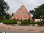 Pyramide du souvenir - Bamako.jpg