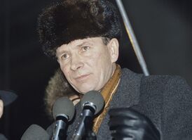 Николай Травкин на митинге в декабре 1991 года