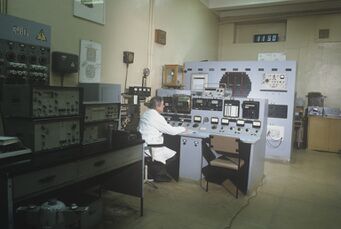 Щит управления первого советского ядерного реактора, 1993 год