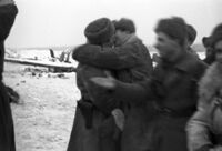 Встреча воинов 2-й ударной и 67-й армий, 18 января 1943 год, фотография Д. Козлова.