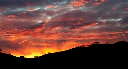 Красный закат возле Свифт-Крик, Австралия