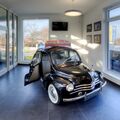 Renault 4 CV в автосалоне Auto Kout Centrum