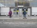 Около закрытой станции метро «Ломоносовская»