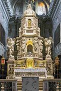 Главный алтарь церкви Сан-Никола-да-Толентино. Проект Б. Лонгены. Скульптуры Джусто Ле Курта