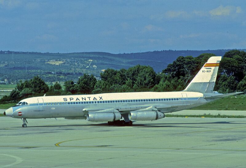 Файл:Spantax Convair 990A (30A-5); EC-BZP@PMI, April 1986 (8055992332).jpg