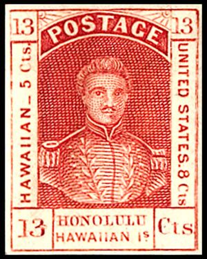 Ранняя марка Королевства Гавайи (1853): Камеамеа III  (Sc #6). Номинал (13 центов), согласно надписям, включал оплату гавайского почтового сбора в 5 центов и сбора в 8 центов за пересылку по США («Postage / Hawaiian — 5 Cts. / United States. 8 Cts»)