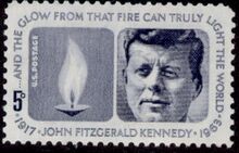 Почтовая марка с изображением Вечного огня