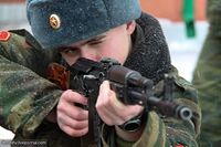 Стрелок МСВ ВС России с АК-74