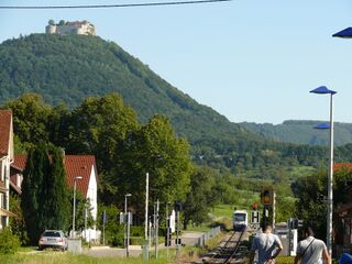 Вида замка со стороны долины