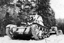 Танковая колонна Т-26, перед битвой под Москвой, декабрь 1941 года.
