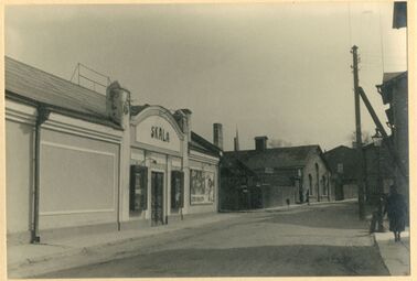 Кинотеатр «Skala» на перекрёстке с улицей Валгевазе, 1939 год