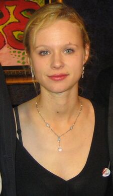 Тора Бёрч в 2006 году