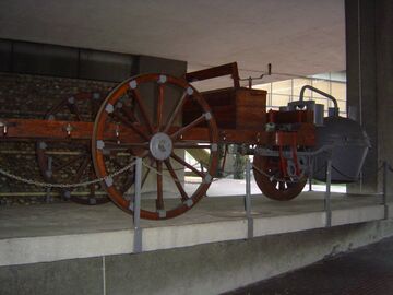 Модель телеги Кюньо в Национальном автомобильном музее в Турине, Италия.