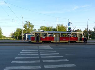 Трамвай на улице Ленина