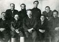 Троцкий (по центру) с Левой оппозицией в 1927
