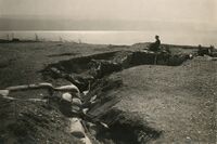 Турецкие окопы на берегу Мертвого моря. 1917 год