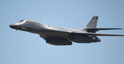 USAF - B-1B Lancer high speed pass - 050311.jpg