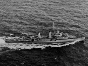 эсминец USS Wilkes (DD-441) на ходу май 1943