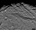 С «Dawn» усеянная кратерами местность возле Терминатора 6 августа 2011 года