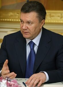 Янукович в апреле 2010 года
