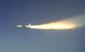 Двигатель ракеты Пегас ускоряет X-43A, момент после включения (27 марта 2004)