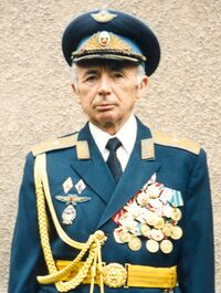 Генерал-майор Миланов в 2000 году