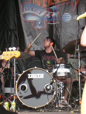 Зак Фарро на Warped Tour в 2007 году